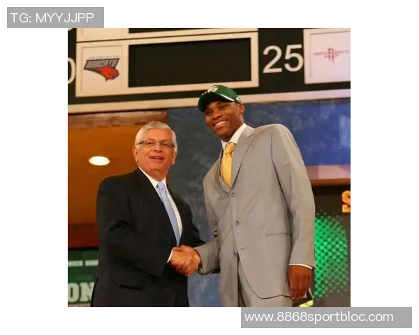 弗里克坚定回应德拉富恩特坚持保护球员不后悔言论